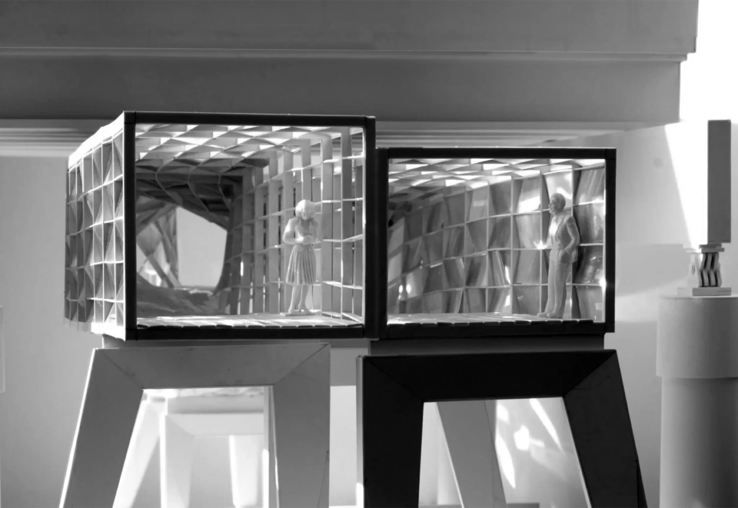 Lens Bridge — interior model with figures